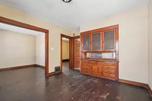 4708 N 36th St, Milwaukee, WI 53209 - Photo 8