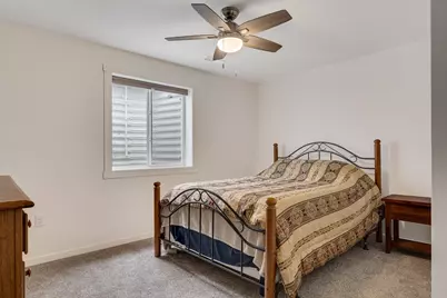 733  Crockett Dr, Holmen, WI 54636 - Photo 18