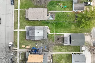 410 E Geneva St, Delavan, WI 53115 - Photo 8