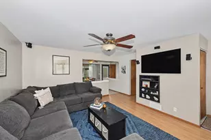 2915 Thornapple Ct, Racine, WI 53402 - Photo 12