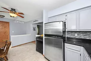 2915 Thornapple Ct, Racine, WI 53402 - Photo 14