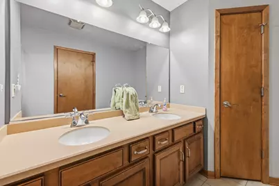 W360N7572  Thomas Dr, Oconomowoc, WI 53066 - Photo 48