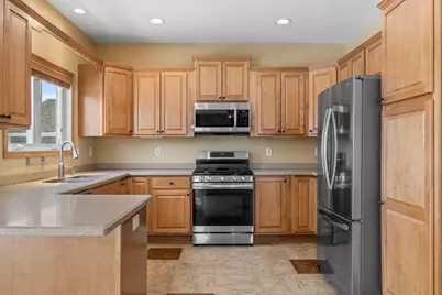 3412  29th St, Kenosha, WI 53144 - Photo 4