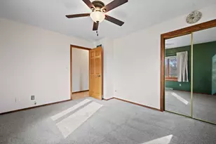 5070 S 69th St, Greenfield, WI 53220 - Photo 12