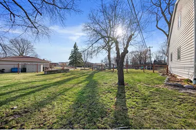 5070 S 69th St, Greenfield, WI 53220 - Photo 32