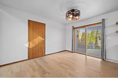 5070 S 69th St, Greenfield, WI 53220 - Photo 8