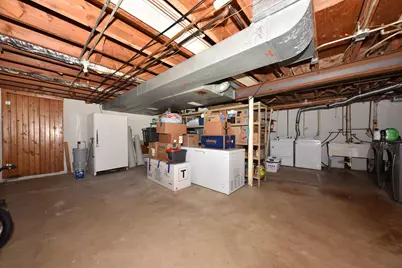 N88W16270  Park Blvd, Menomonee Falls, WI 53051 - Photo 16