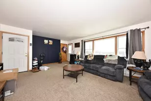 N88W16270 Park Blvd, Menomonee Falls, WI 53051 - Photo 10
