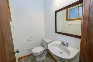 2113 Garven Ct, Waukesha, WI 53188 - Photo 16