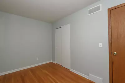 2113  Garven Ct, Waukesha, WI 53188 - Photo 22