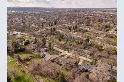 503  Westminster Dr, Waukesha, WI 53186 - Photo 68