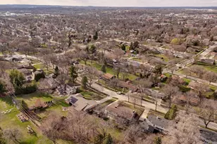 503 Westminster Dr, Waukesha, WI 53186 - Photo 68