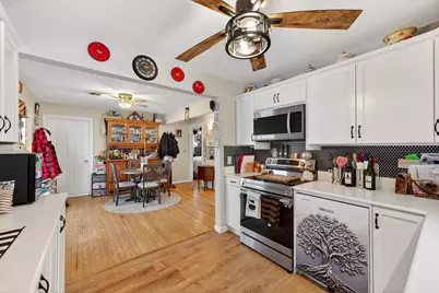 11825 W Rainbow Ave, West Allis, WI 53214 - Photo 10