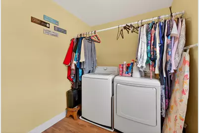 11825 W Rainbow Ave, West Allis, WI 53214 - Photo 18