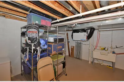 4224 N Circle Dr, Racine, WI 53405 - Photo 40