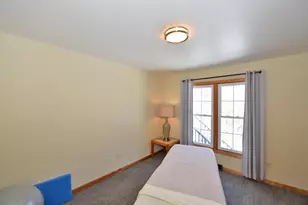 4224 N Circle Dr, Racine, WI 53405 - Photo 24