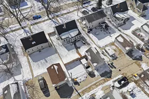 7026 W Dreyer Pl, West Allis, WI 53219 - Photo 30