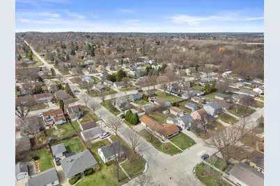 837 S 121st St, West Allis, WI 53214 - Photo 26