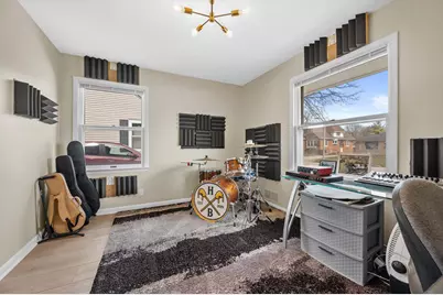 837 S 121st St, West Allis, WI 53214 - Photo 12