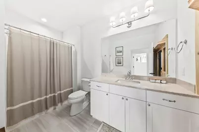 20285  Newport Ln, Brookfield, WI 53045 - Photo 50