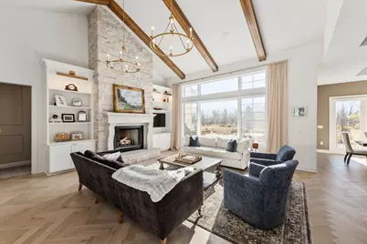 20285  Newport Ln, Brookfield, WI 53045 - Photo 8