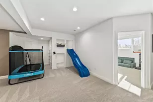 20285 Newport Ln, Brookfield, WI 53045 - Photo 52