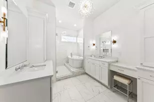 20285 Newport Ln, Brookfield, WI 53045 - Photo 26