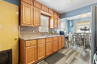 3668 S 16th St, Milwaukee, WI 53221 - Photo 6