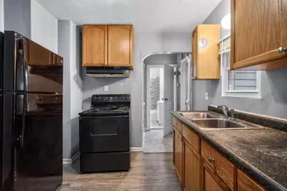 5238 N 49th St, Milwaukee, WI 53218 - Photo 16