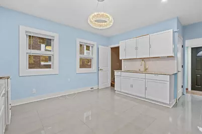 2715 S 14th St, Milwaukee, WI 53215 - Photo 6