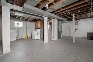 1946 S 69th St, West Allis, WI 53219 - Photo 20