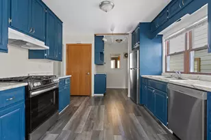 1946 S 69th St, West Allis, WI 53219 - Photo 8