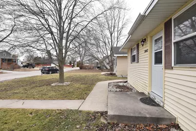 3042  Hamlin St, Racine, WI 53403 - Photo 28