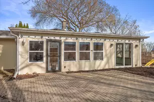 307 Hill St, Hartland, WI 53029 - Photo 18