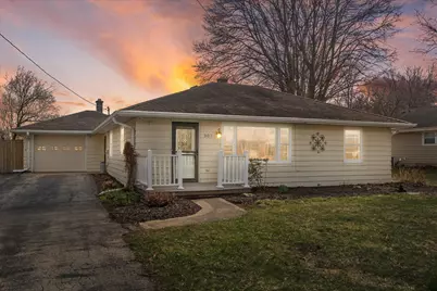 307  Hill St, Hartland, WI 53029 - Photo 1