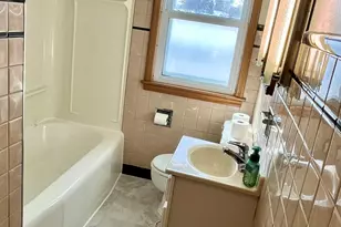 703 S 33rd St, Manitowoc, WI 54220 - Photo 10