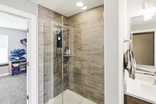 W239N5491 Fieldstone Pass Cir, Sussex, WI 53089 - Photo 14