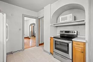 1707 Preble Ave, Green Bay, WI 54302 - Photo 10