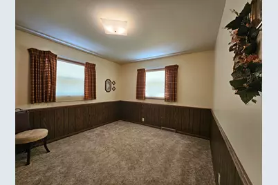 744 N 119 St, Wauwatosa, WI 53226 - Photo 12