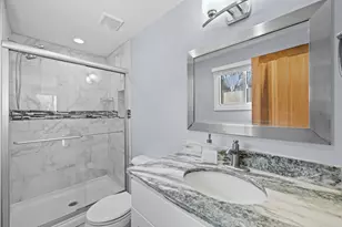 4614 N 107th St, Wauwatosa, WI 53225 - Photo 14