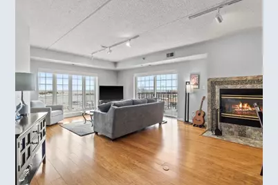 333  Lake Ave #308, Racine, WI 53403 - Photo 10