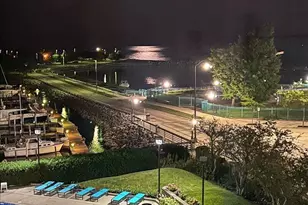 333 Lake Ave, Racine, WI 53403 - Photo 40