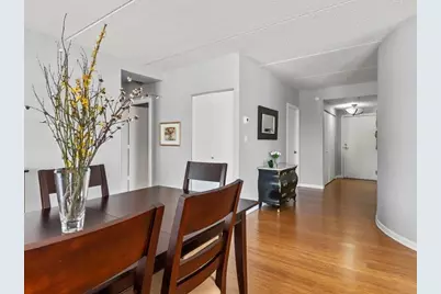 333  Lake Ave #308, Racine, WI 53403 - Photo 8