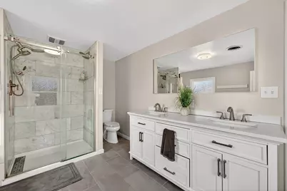 8200 N 44th St, Brown Deer, WI 53223 - Photo 18