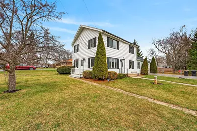 8200 N 44th St, Brown Deer, WI 53223 - Photo 2