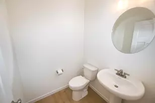 2009 Savannah Dr, Grafton, WI 53024 - Photo 8