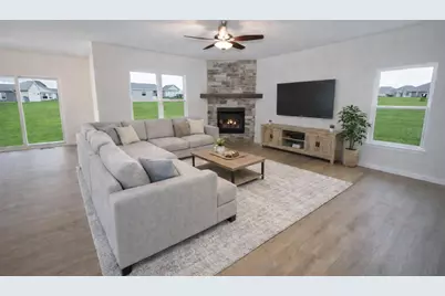 2009  Savannah Dr, Grafton, WI 53024 - Photo 4