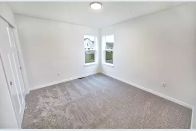 2009  Savannah Dr, Grafton, WI 53024 - Photo 16