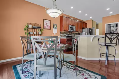 2402  Kiowa Dr, Grafton, WI 53024 - Photo 10