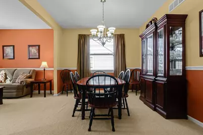 2402  Kiowa Dr, Grafton, WI 53024 - Photo 6